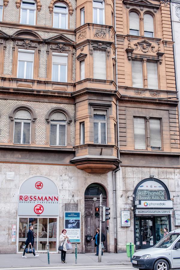 Nine Trees Apartment ブダペスト エクステリア 写真